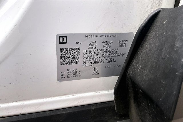 Used 2025 White Chevrolet 2RS image 6