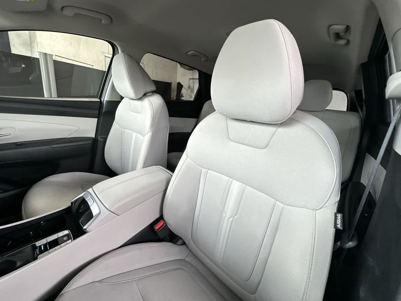 Used 2026 Atlantis Blue Hyundai SEL image 14