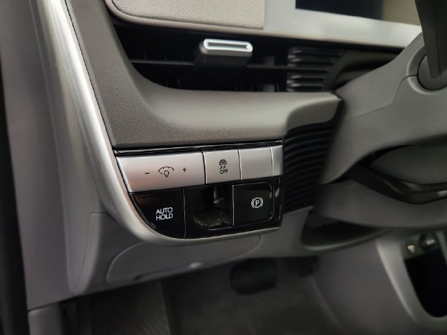 2024 Hyundai IONIQ 5 SE - Photo 21