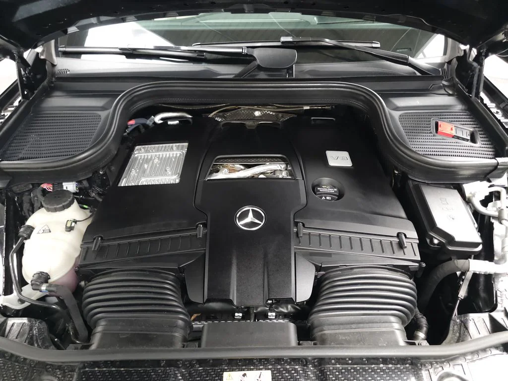 Used 2026 Black Mercedes-Benz GLS 580 image 37