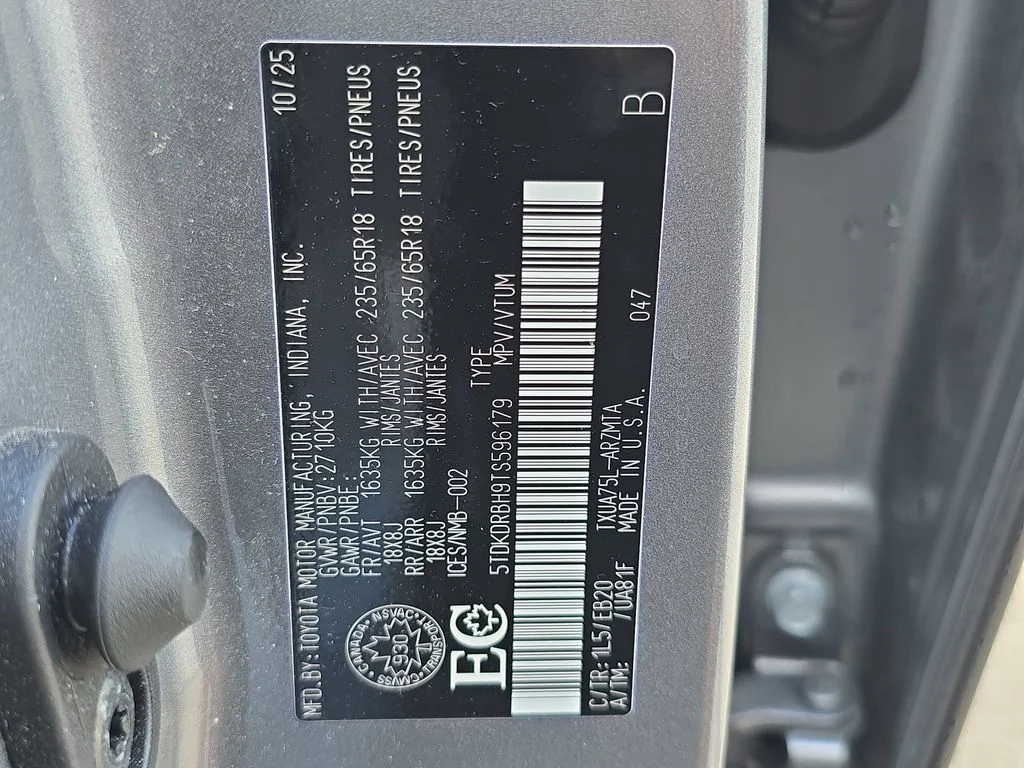 Used 2026  Toyota XLE image 15