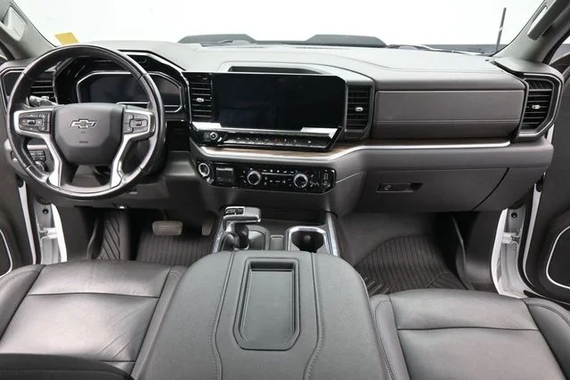 Used 2022 White Chevrolet LT Trail Boss image 25