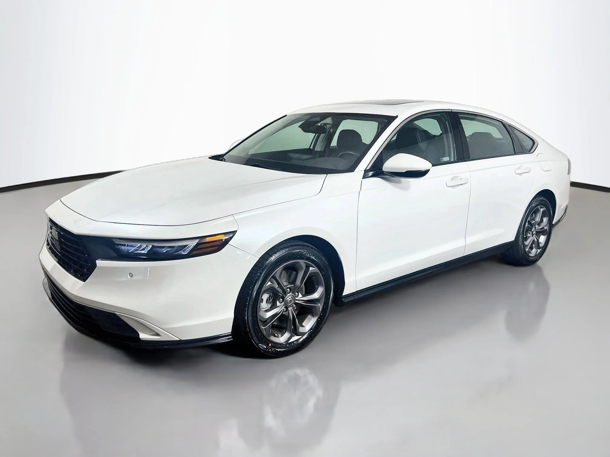 Used 2023 Platinum White Pearl Honda HYBRID EX-L BD image 4