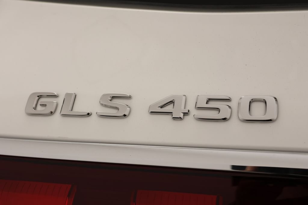 New 2026 Polar White Mercedes-Benz GLS 450 image 9