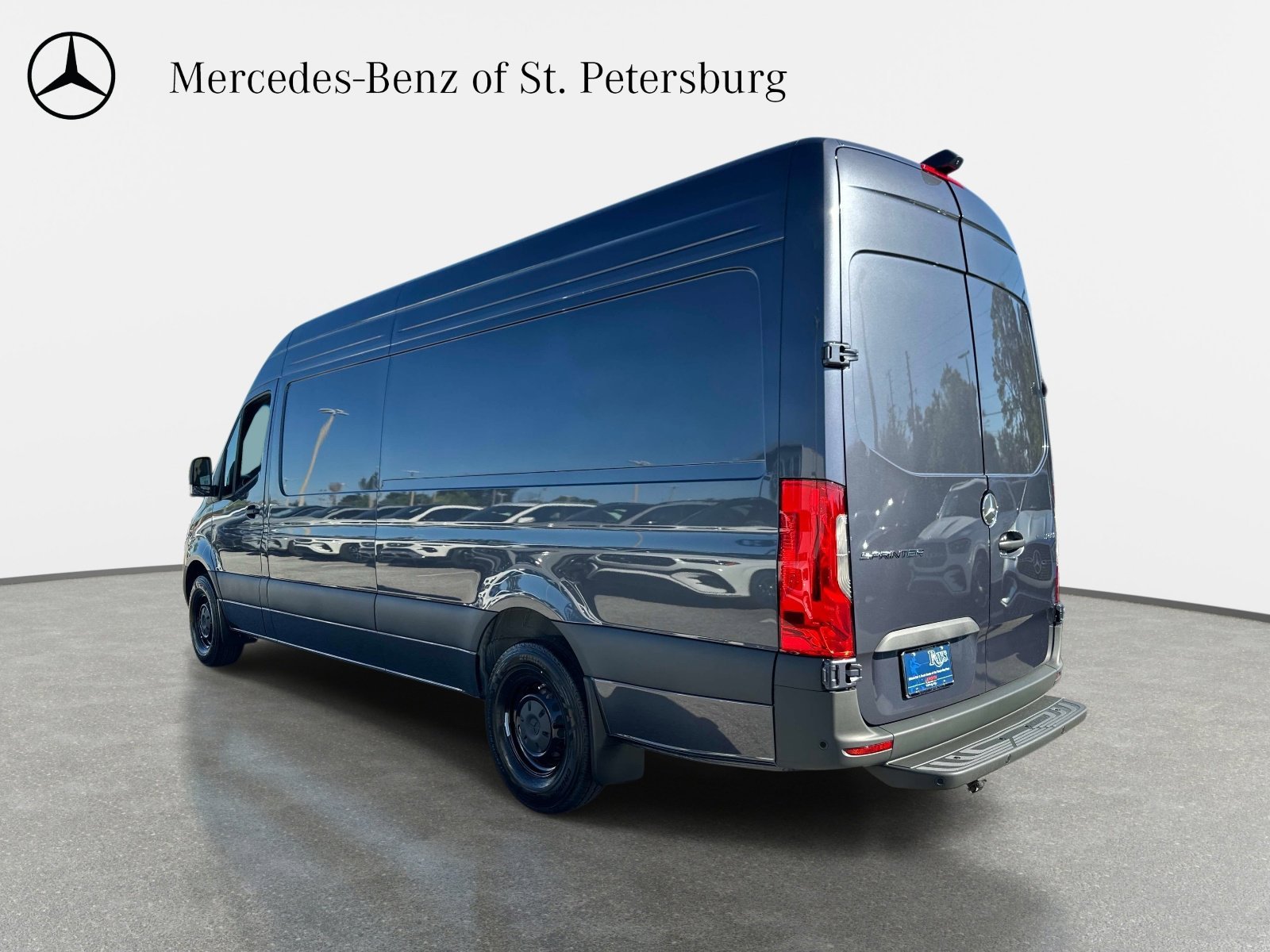 New 2026 Gray Metallic Sprinter Cargo 170 WB image 3