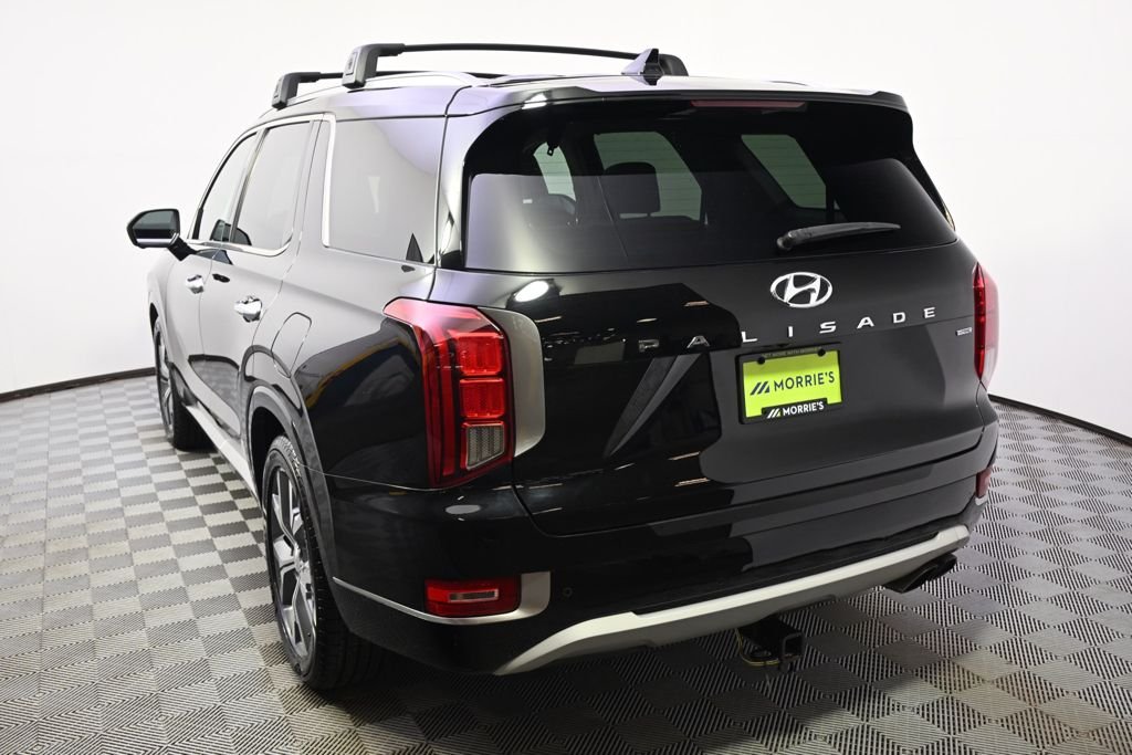 Used 2021 Black Hyundai Limited image 4