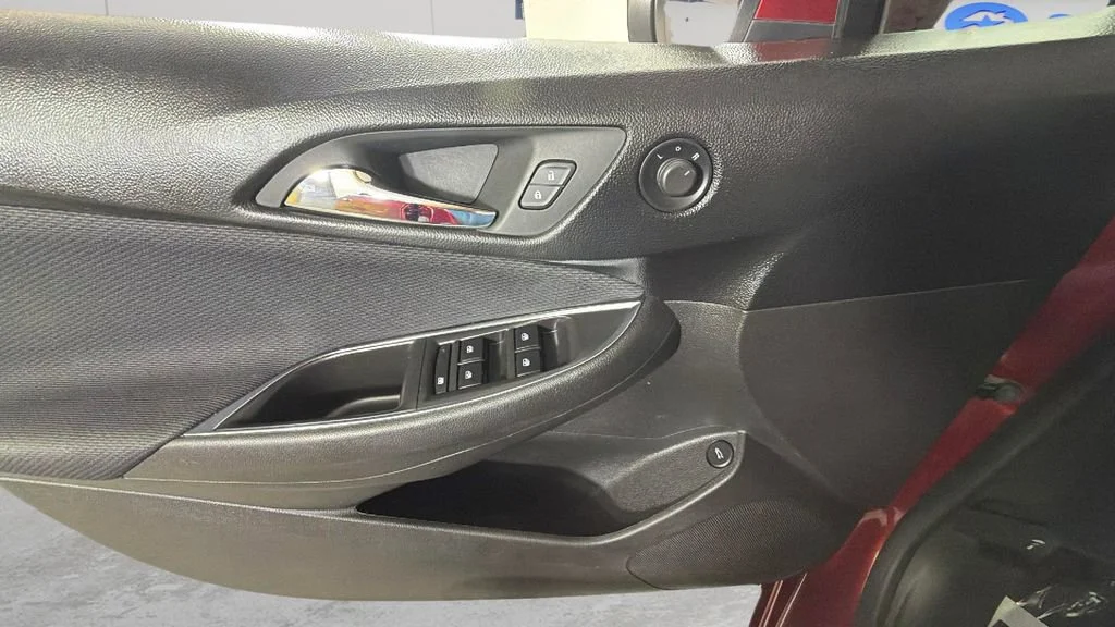 Used 2017 CAJUN RED TINTCOAT Chevrolet LT image 24