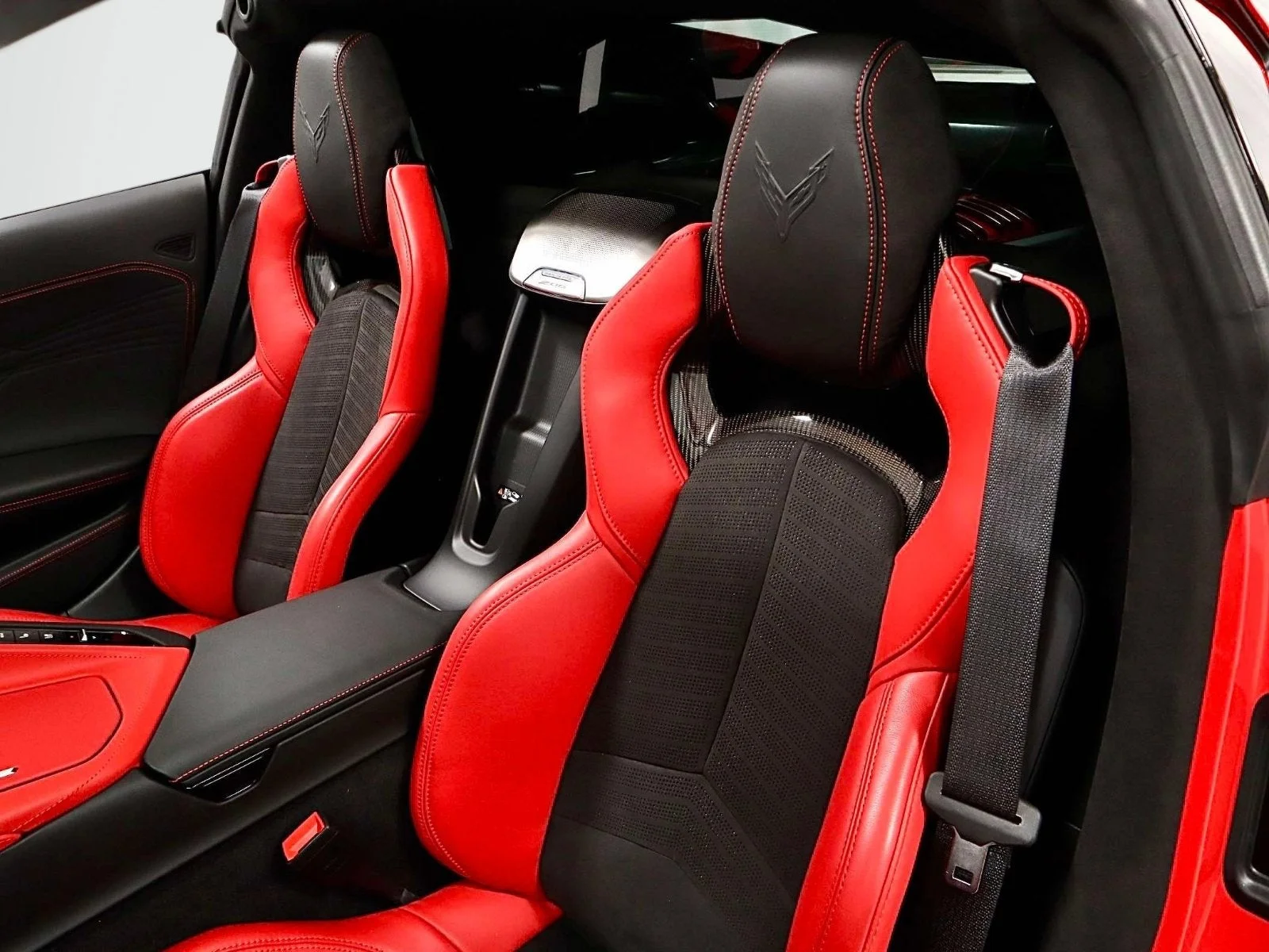 Used 2025 Torch Red Chevrolet 3LZ image 24