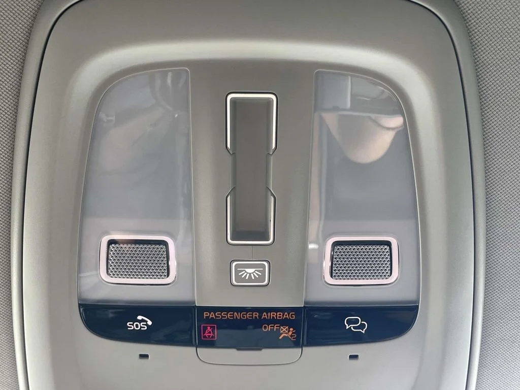 Used 2025 Crystal White Metallic Volvo Plus image 22