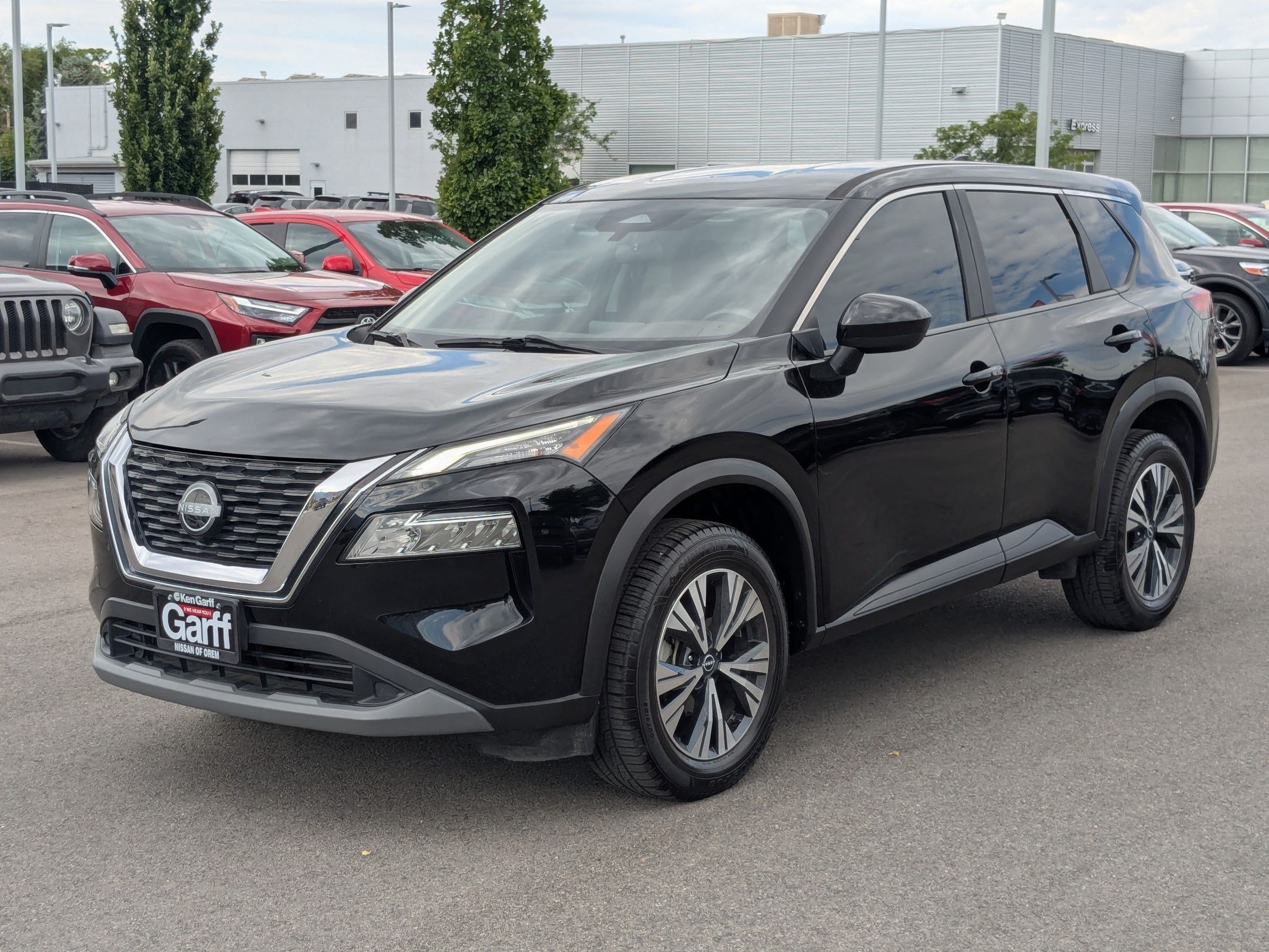 Used 2023 Super Black Nissan SV image 8