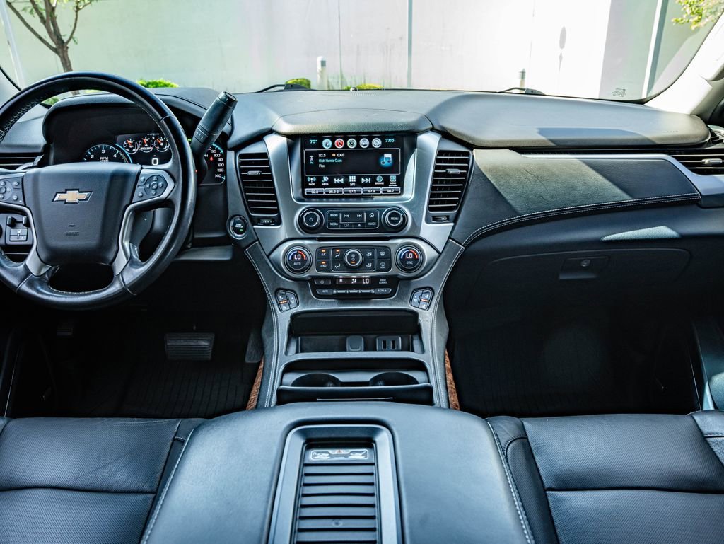 Used 2020 Black Chevrolet Premier image 30