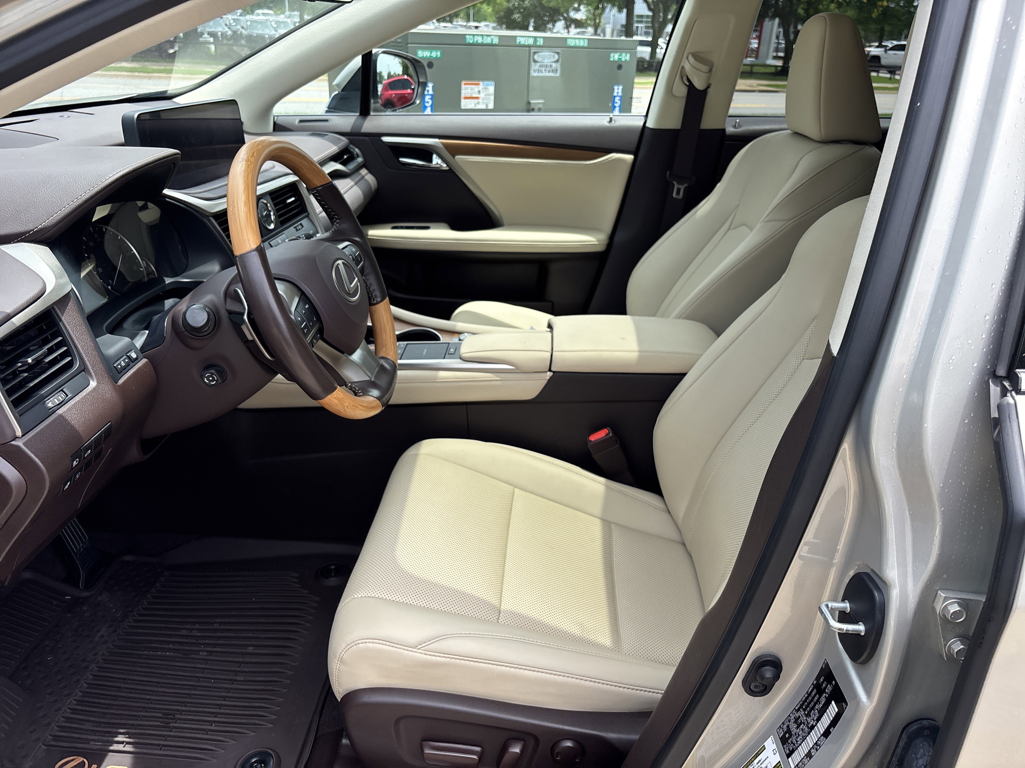 Used 2020 Moonbeam Beige Metallic Lexus 350 AWD image 15