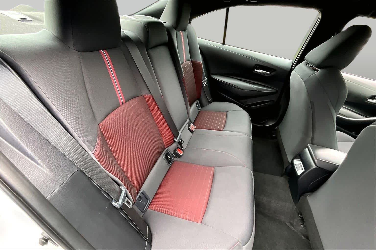 Used 2025 Ice Cap Toyota SE image 20
