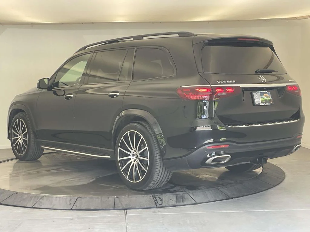 Used 2025 Black Mercedes-Benz GLS 580 image 3