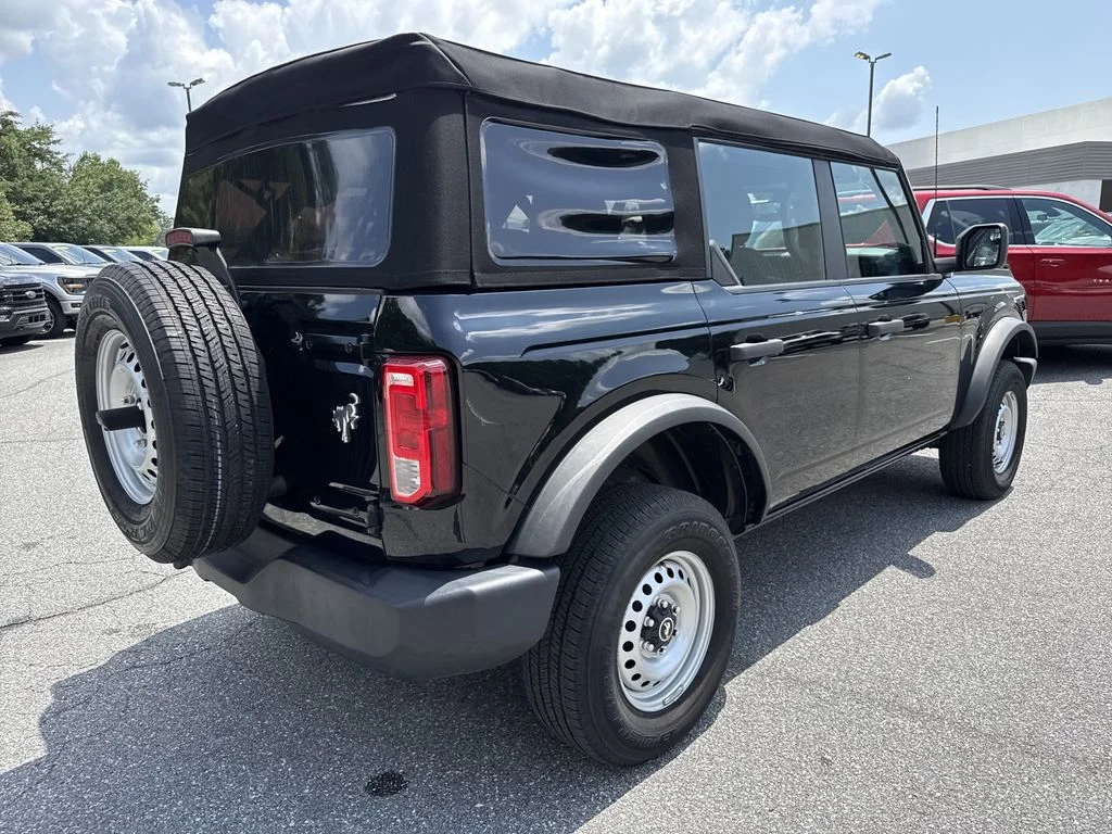 Used 2023 Black Ford Base image 7