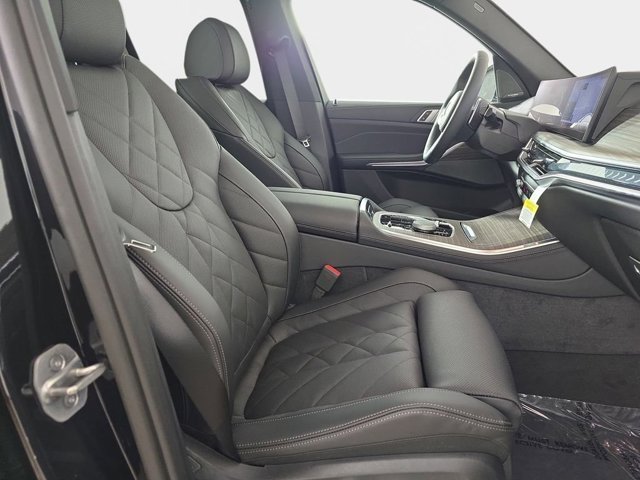 Certified Used 2026 Black Sapphire Metallic BMW xDrive40i image 9