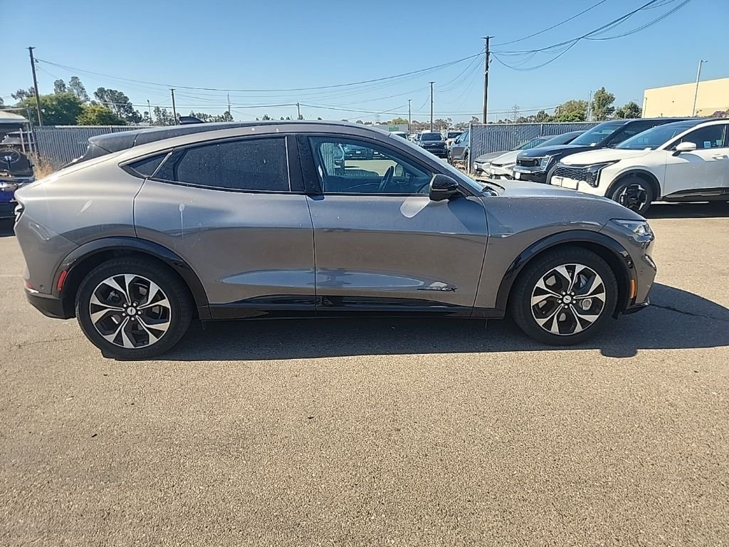 Used 2023 Gray Ford Premium image 17