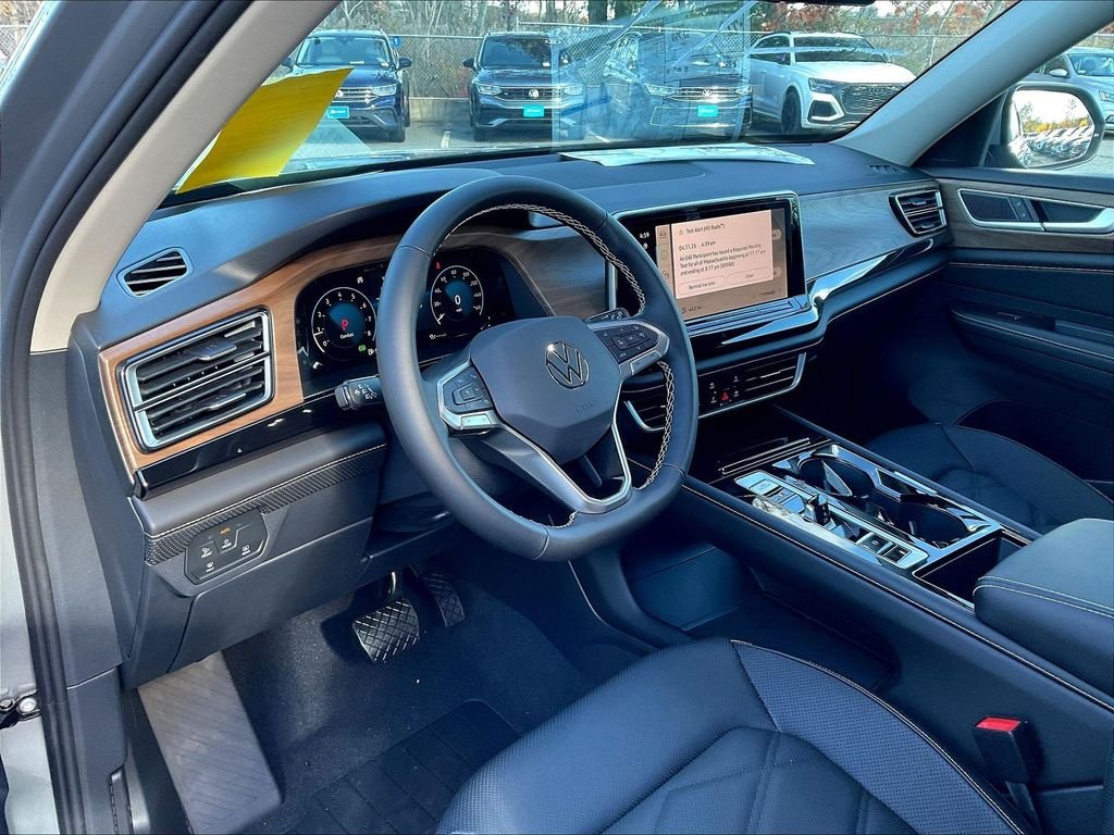 New 2026 Silver Volkswagen 2.0T SE w/Technology image 9