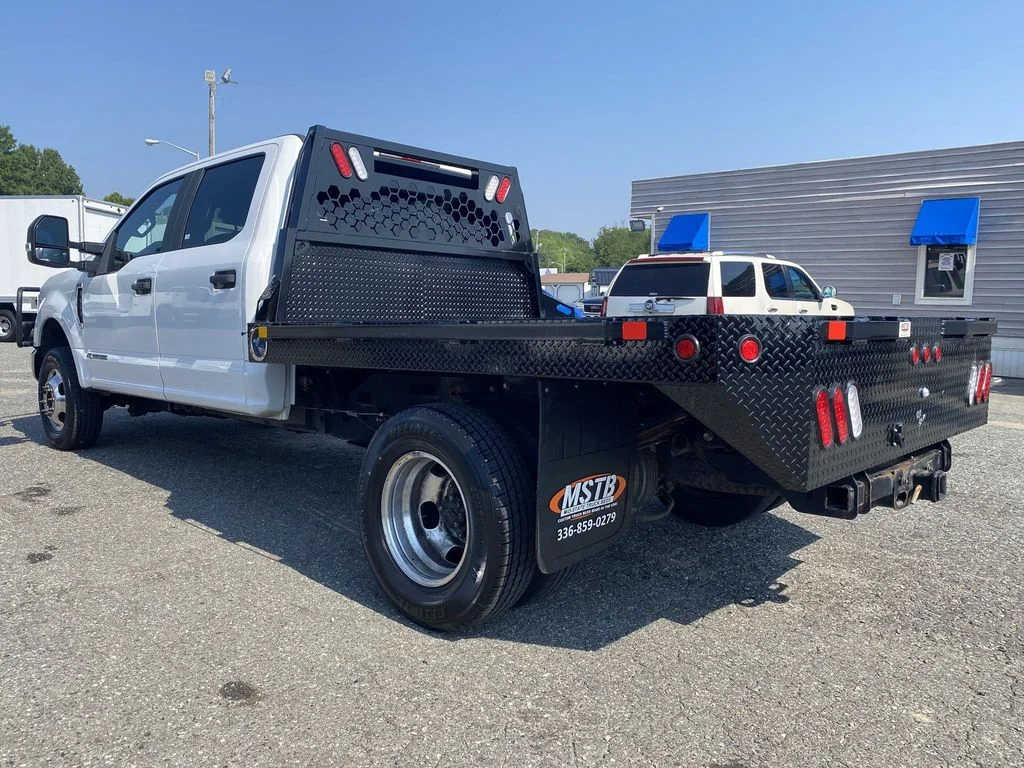 Used 2022 White Ford XL image 6