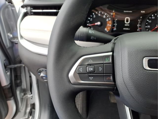 Used 2025 Silver Jeep Limited image 24