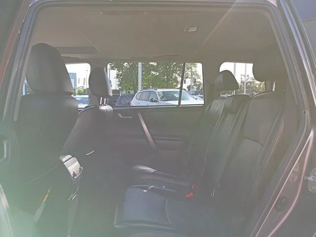 Used 2012 Gray Toyota SE image 23
