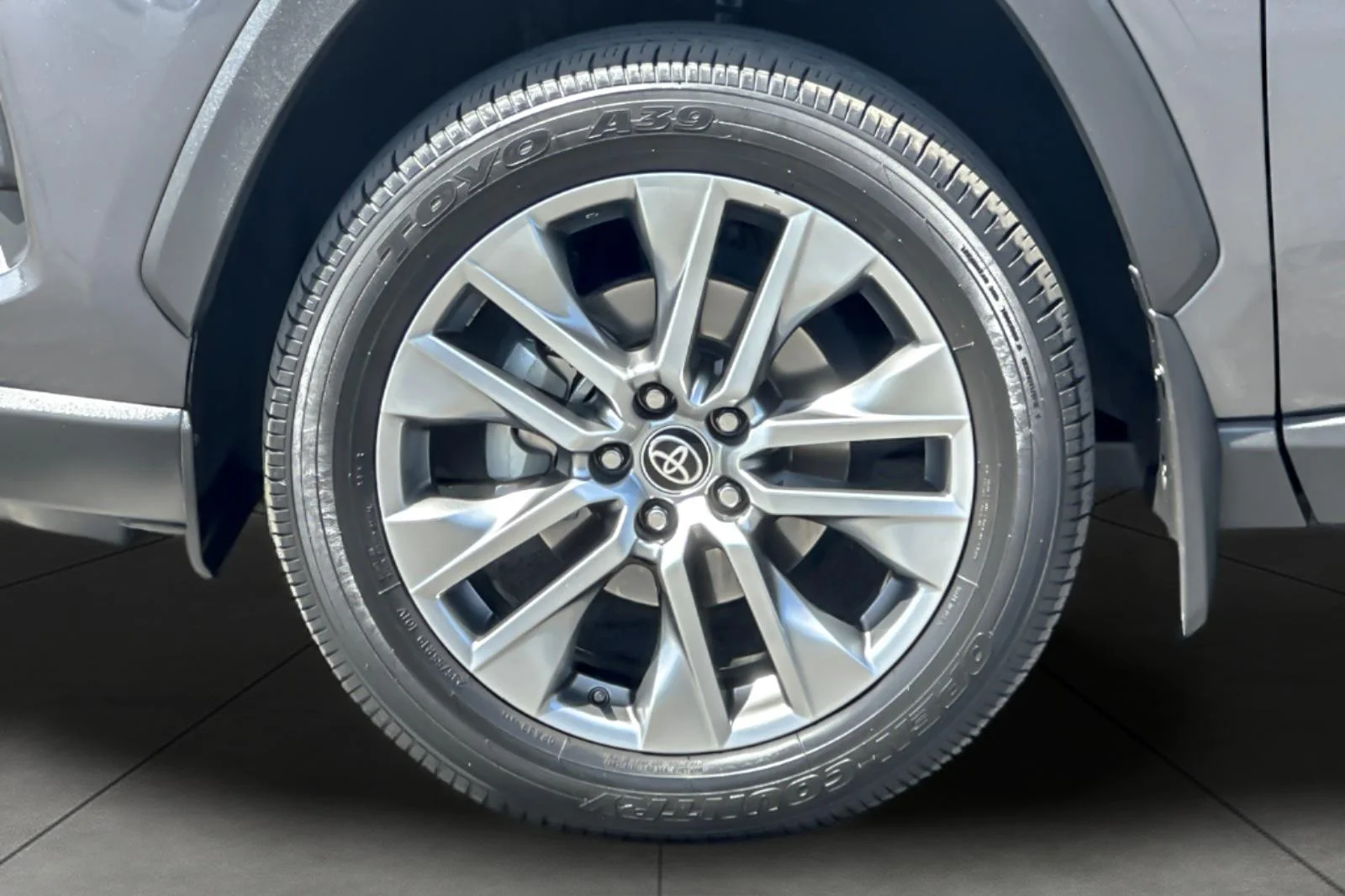 Certified Used 2022 MAGNETIC GRAY Toyota XLE Premium image 25