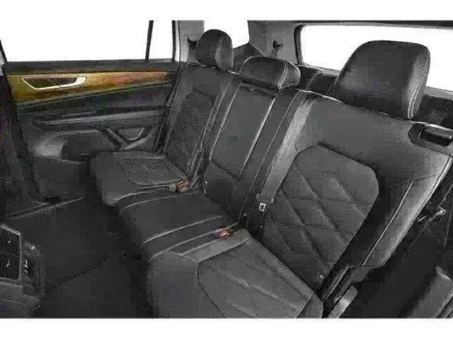 New 2026 Silver Mist Metallic Volkswagen 2.0T SE image 10