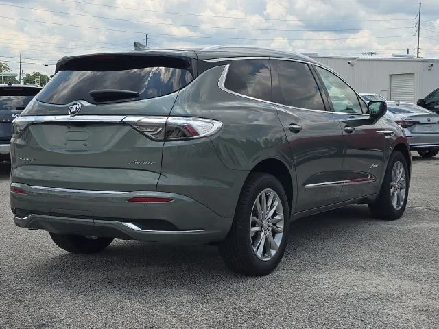 Used 2023 Green Buick Avenir image 5