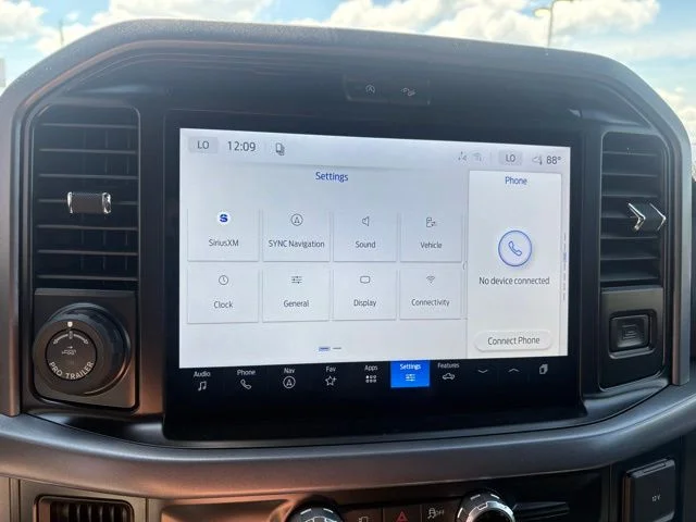 New 2026 White Ford XLT image 22