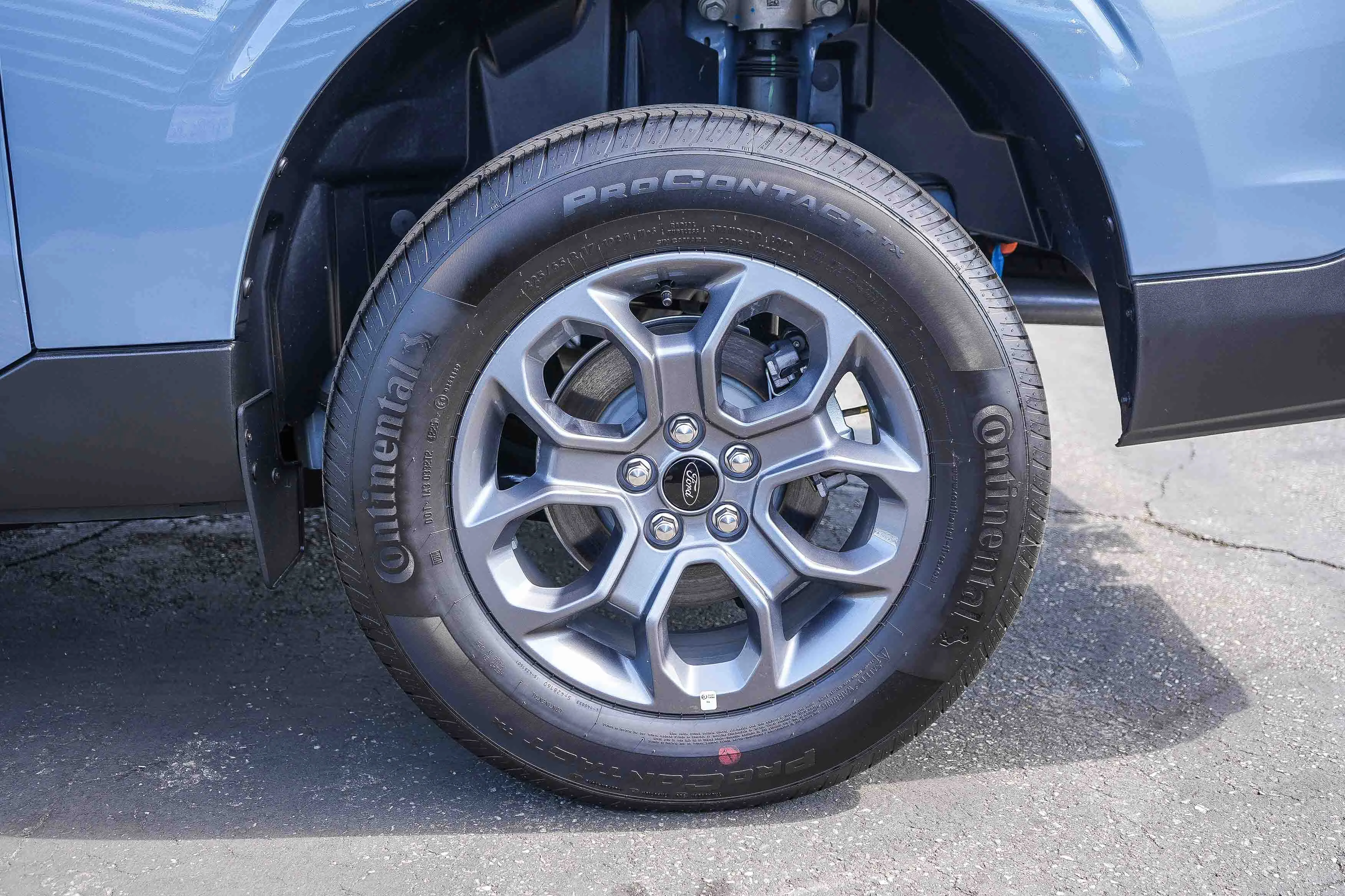 New 2026 Azure Gray Metallic Ford XLT image 10