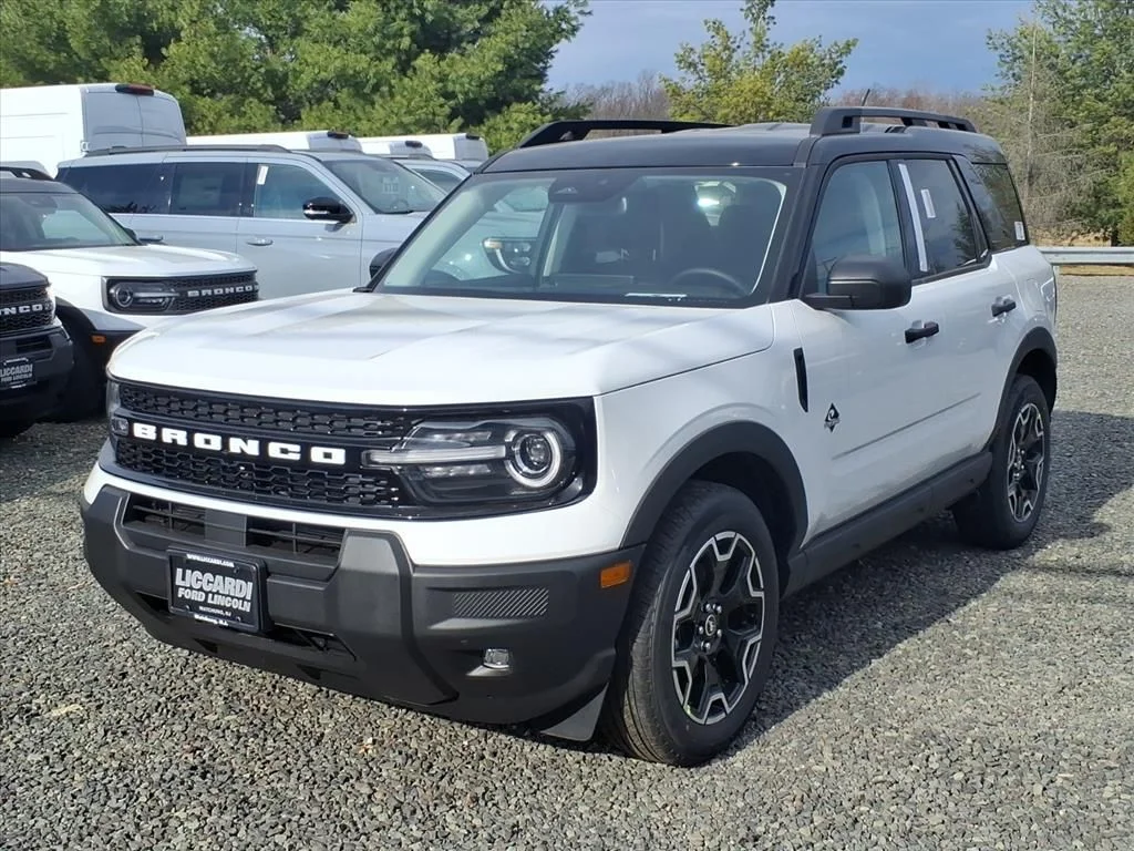 New 2026 White Ford Outer Banks image 3