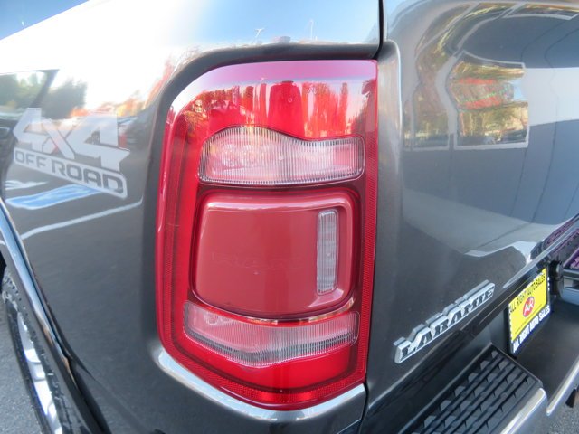 Used 2020 Granite Crystal Metallic Clearcoat Ram Laramie image 34