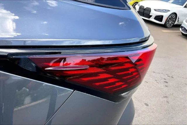 2025 Lexus RX 350 - Photo 27