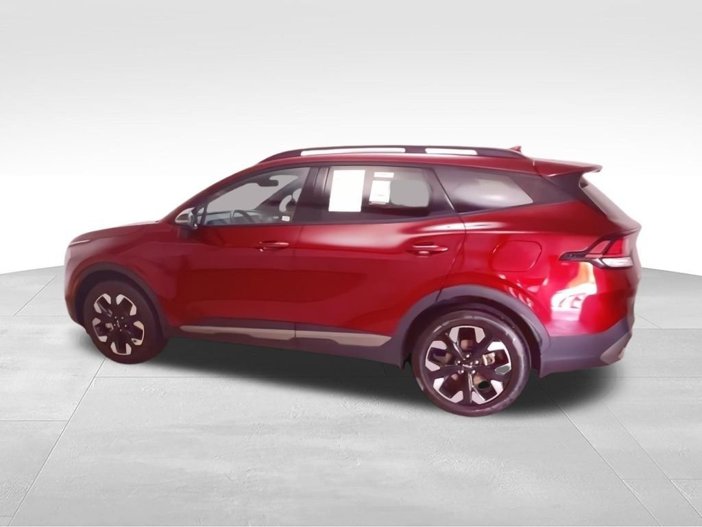 Used 2023 Red Kia X-Line image 9