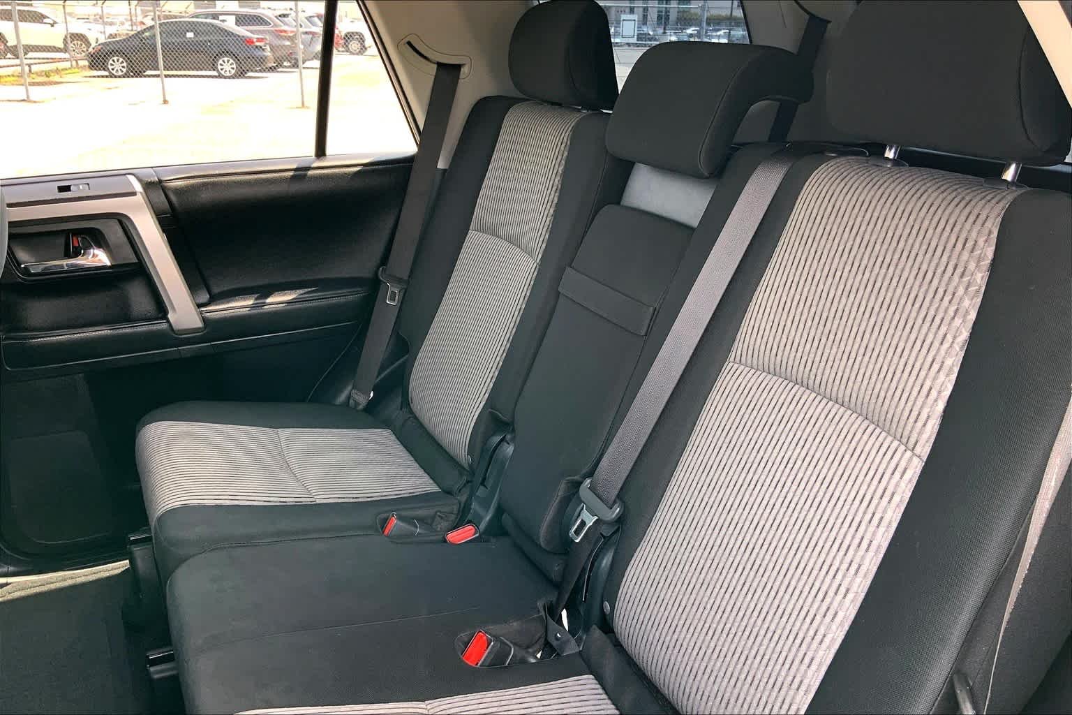 Used 2021 Midnight Black Metallic Toyota SR5 image 19