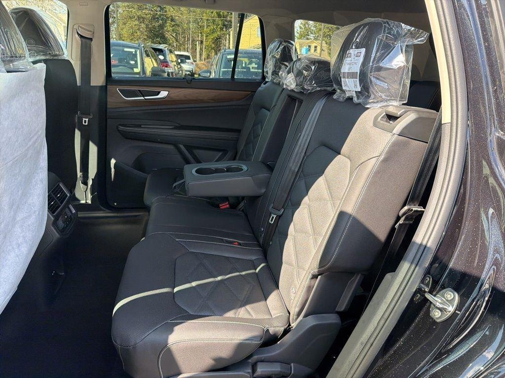 New 2026 Deep Black Pearl Volkswagen 2.0T SE w/Technology image 6