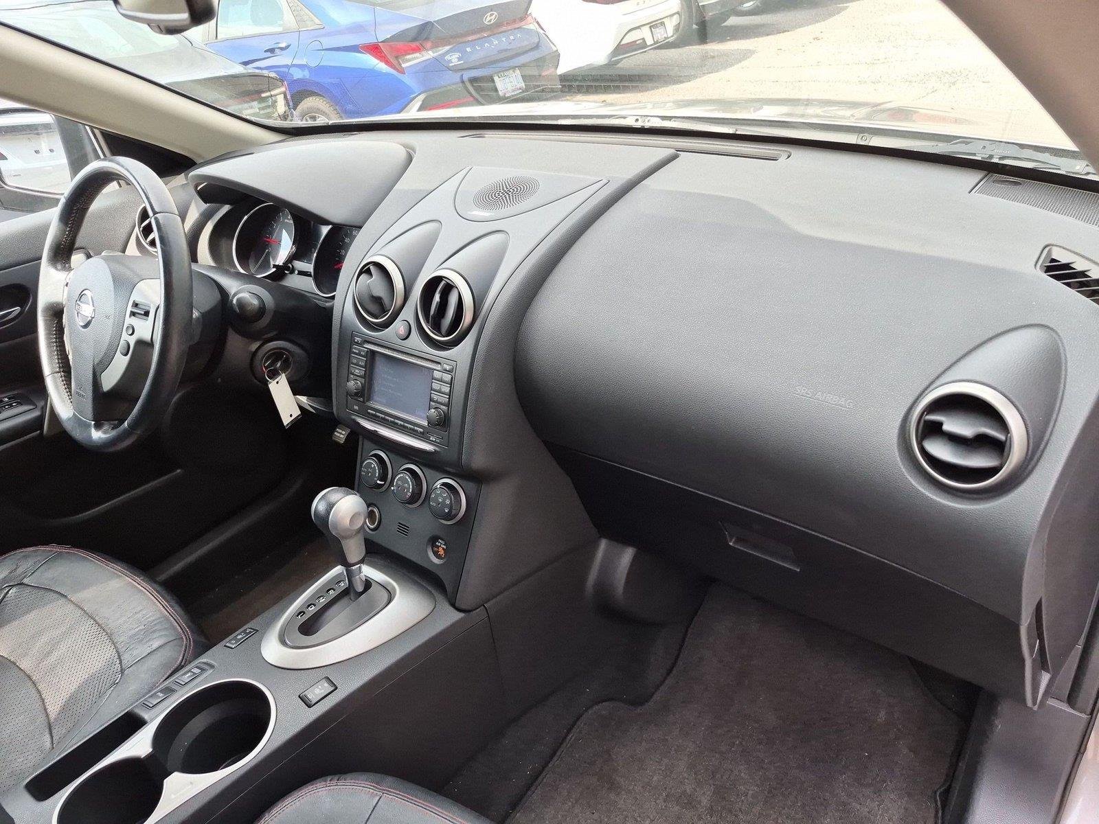 Used 2012 Platinum Graphite Nissan SL image 38