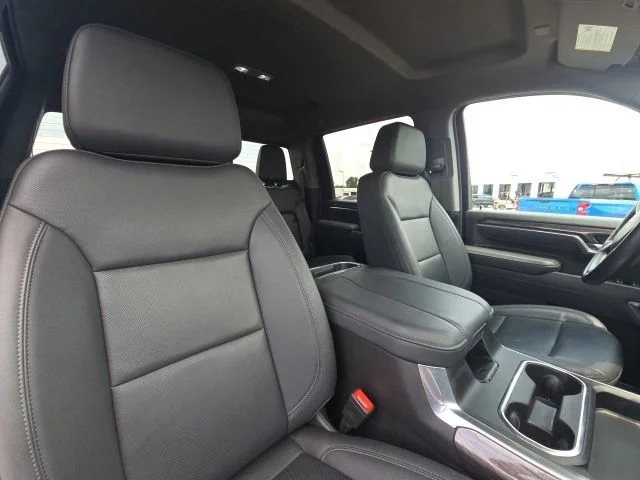 Used 2025 Red Chevrolet LTZ image 22