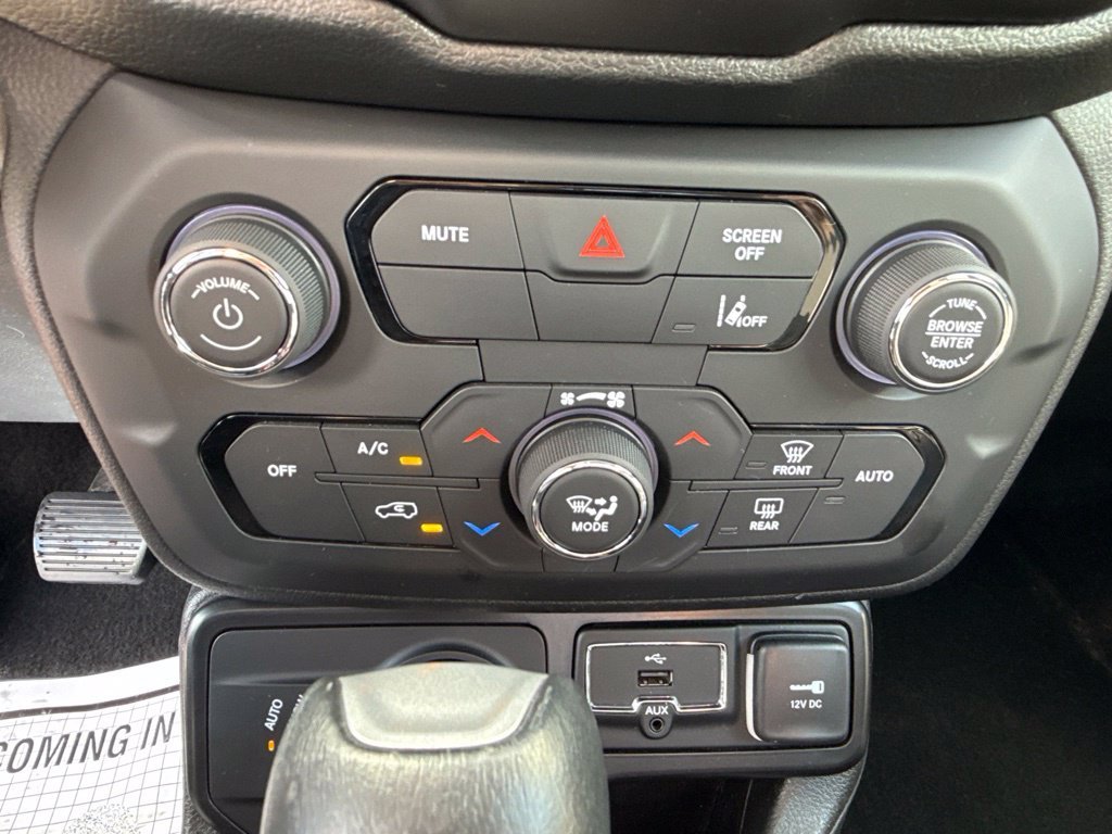 Used 2022 Red Jeep Trailhawk image 30