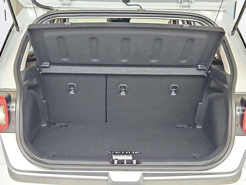 New 2026 Silver Hyundai SEL image 24