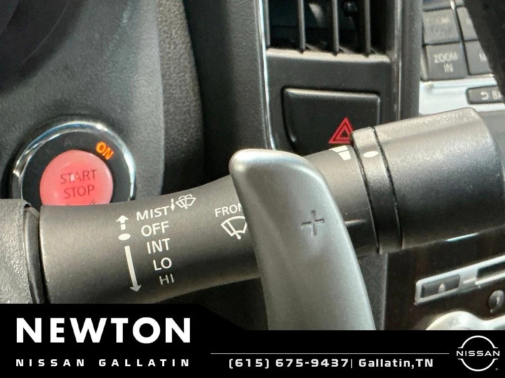 Used 2014 Super Black Nissan 3.5 SV image 35