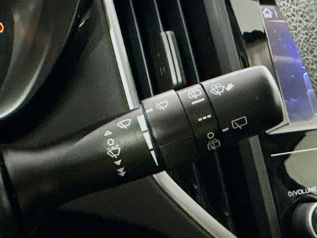 Used 2018 Black Subaru 2.0i image 13