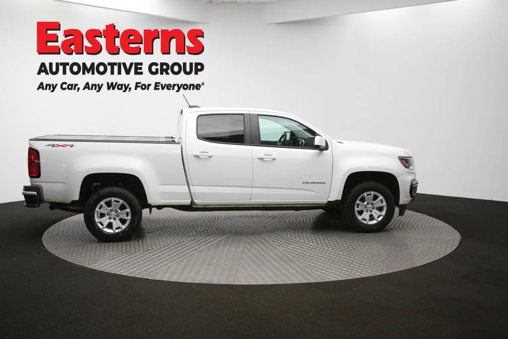 Used 2022 White Chevrolet LT image 42