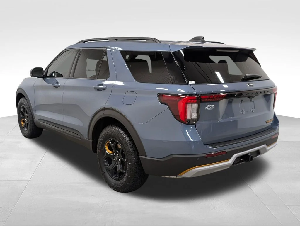 New 2026 Vapor Blue Metallic Ford Tremor® image 24