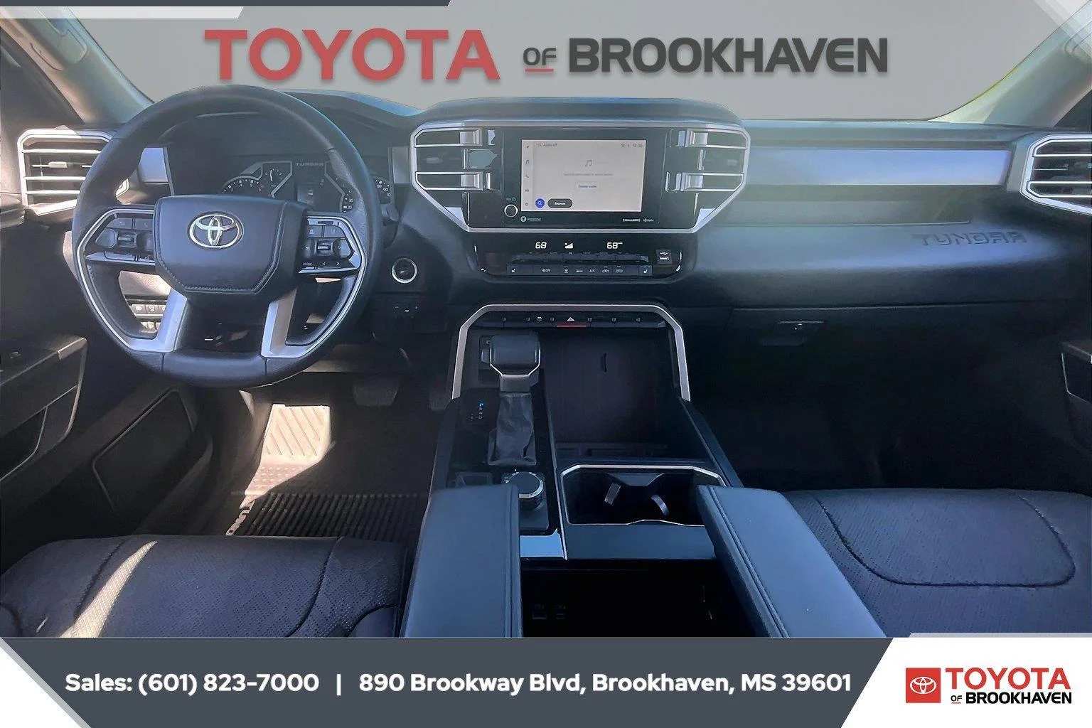Used 2023 Ice Cap Toyota SR5 image 13