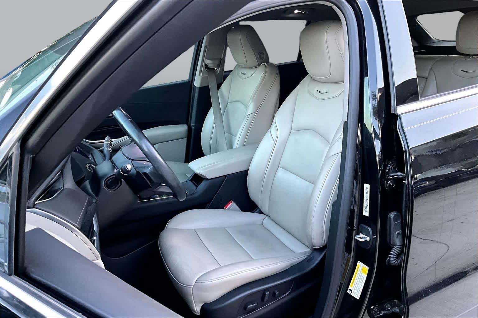 Used 2020 Stellar Black Metallic Cadillac FWD Premium Luxury image 8