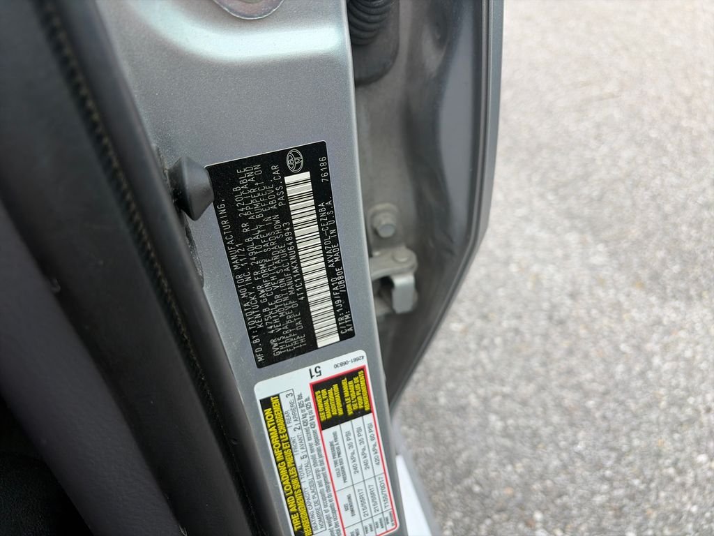 Used 2022 Silver Toyota LE image 35