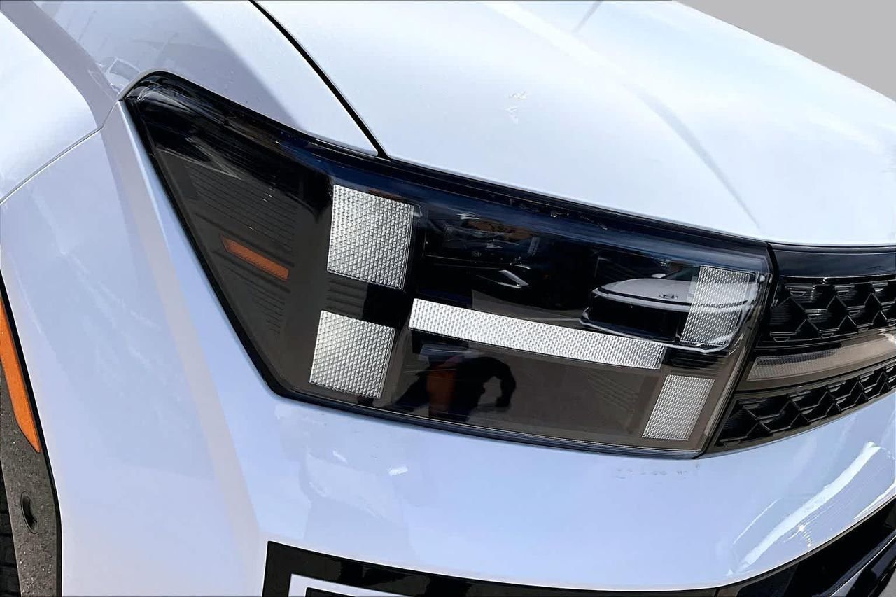 New 2026 Serenity White Hyundai Calligraphy image 12