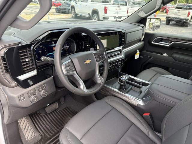 2026 Chevrolet Silverado 1500 LTZ - Photo 18