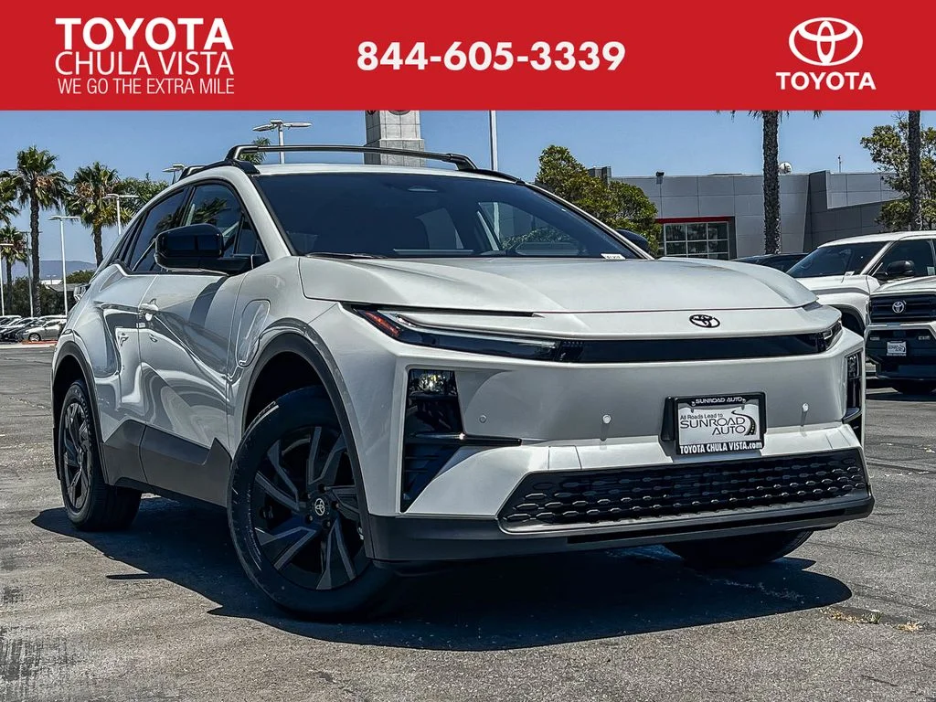 2026 Toyota C-HR  SE